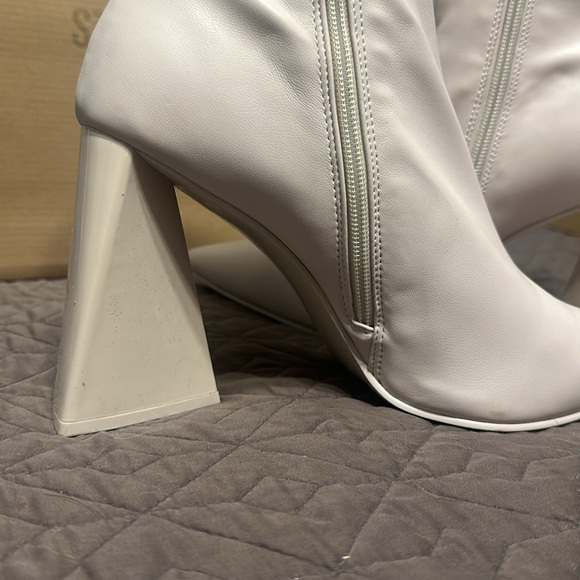 Steve Madden ankle booties - Ticker in bone - Picture 5 of 7